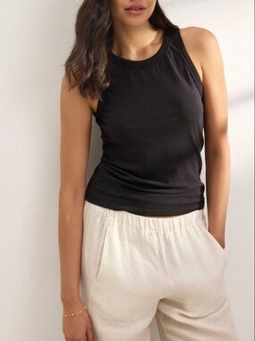 Velvet by Graham & Spencer Black Ribbed Crewneck Tank